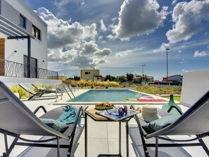 Villa | Piscina | Piscina coperta, piscina all'aperto