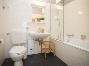 Bathroom - Ferienwohnung mit Terrasse bei Winterberg (Winterberg)