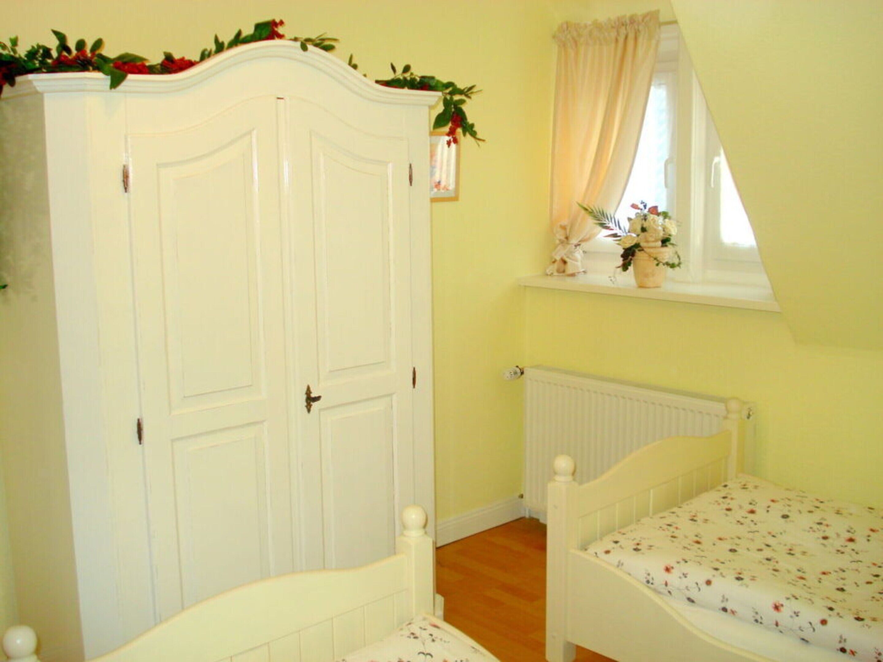 2 bedrooms, individually furnished, iron/ironing board