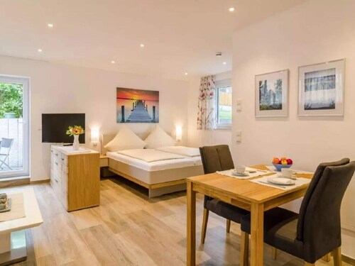 Amber Modern Retreat