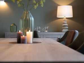 House | Dining - Villa in Zeeland Near Clean Beaches (Colijnsplaat)