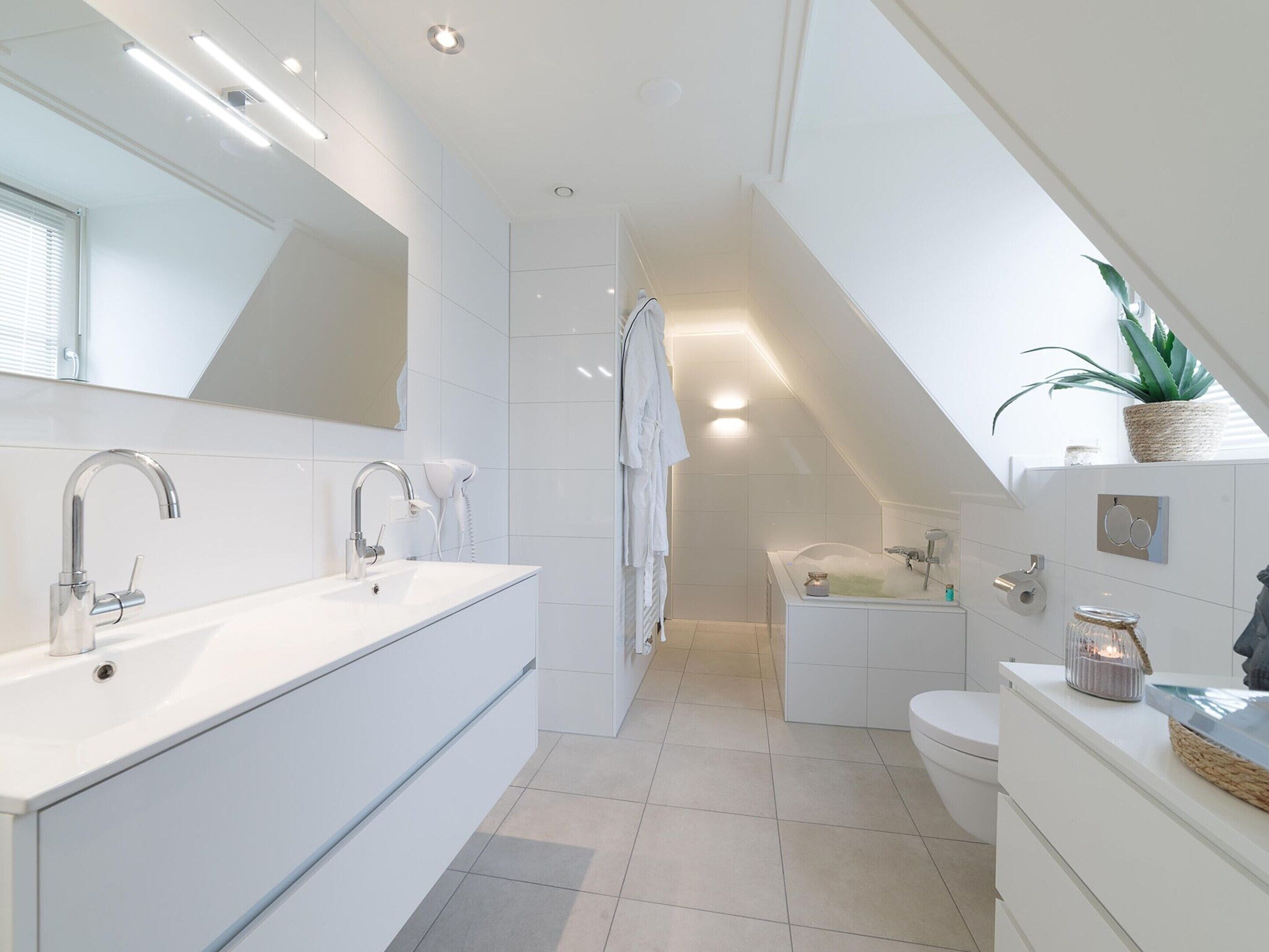 House | Bathroom | Shower