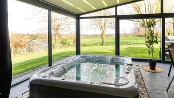 House | Spa treatment