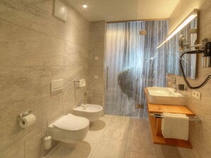 House | Bathroom - Neunerspitze Comfortable Holiday Residence (San Lorenzo di Sebato)