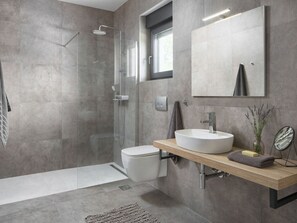 Villa | Badezimmer