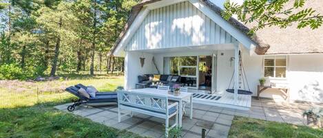 House | Terrace/patio