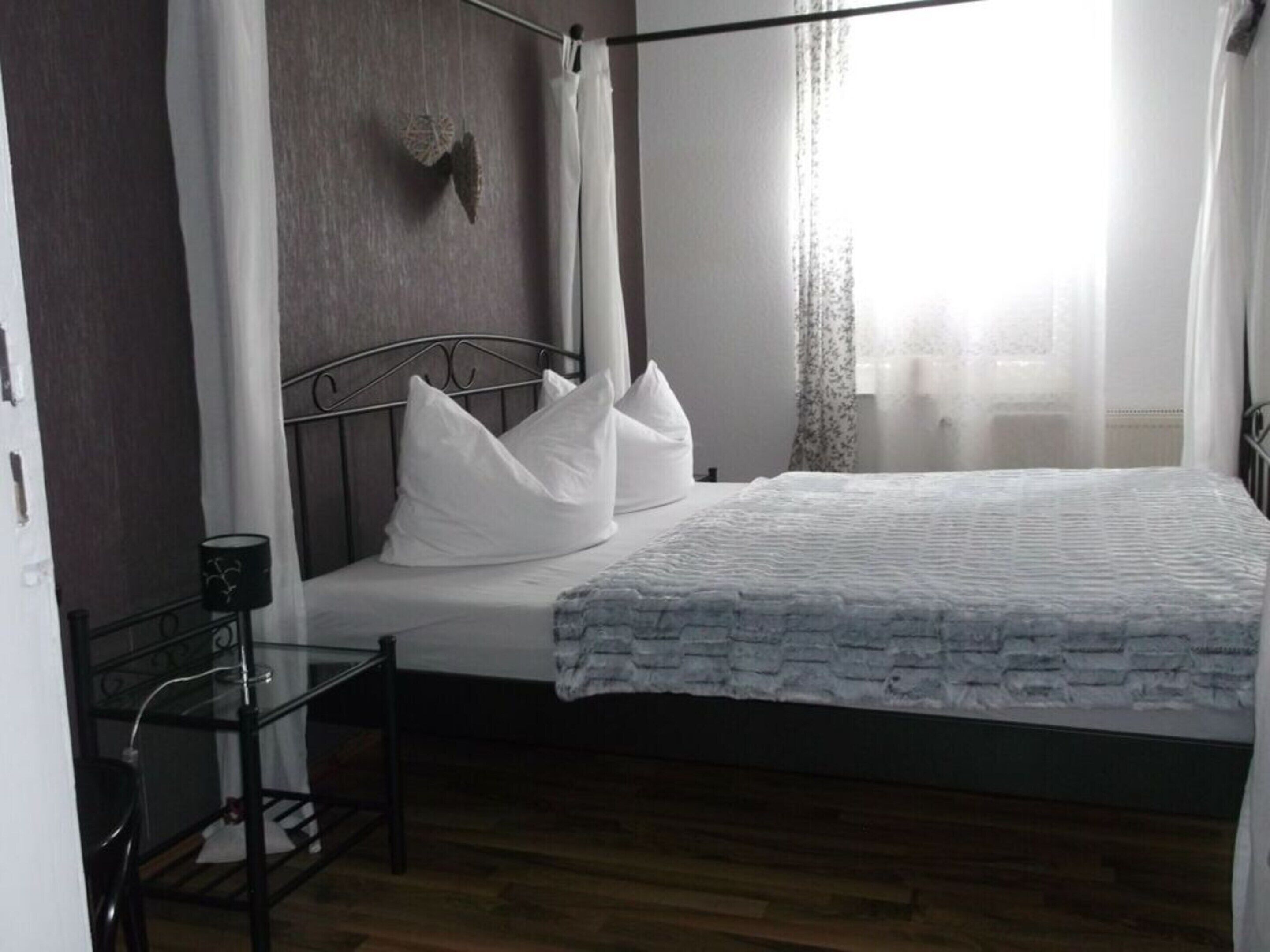 Nhà | 3 phòng ngủ, trang bị nội thất với thiết kế riêng biệt 