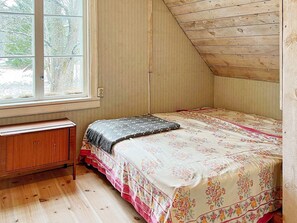 House | 2 bedrooms, individually furnished