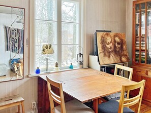 House | Dining