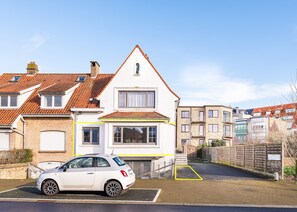 House | Exterior - Apartment in Koksijde Near the Beach (Koksijde)