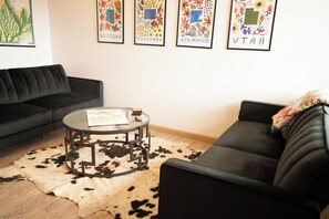 تلفزيون ذكي، كُتُب، طابعة