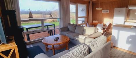 リビング エリア