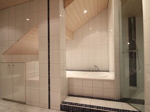 Apartamento | Banheiro | Toalhas de banho 