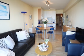 Apartment | Living area - Apartment in Nieuwpoort by the Beach (Nieuwpoort)
