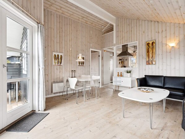House | Interior - 4 Person Holiday Home in Hemmet (Hemmet)