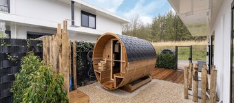 지볼데 타운 센터 근처의 빌라