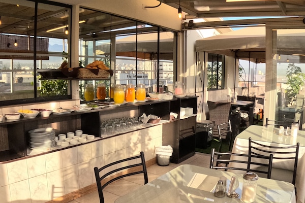 Petit déjeuner buffet compris tous les jours