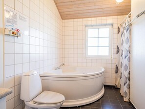 Ferienhaus | Badezimmer