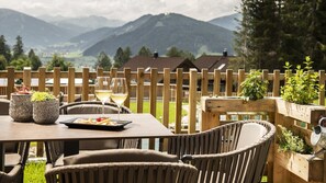 Tempat makan outdoor