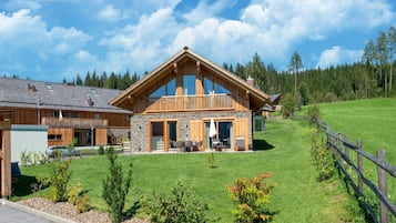 Chalet | Exterior