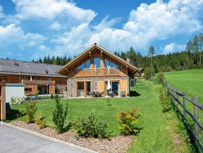 Chalet | Exterior