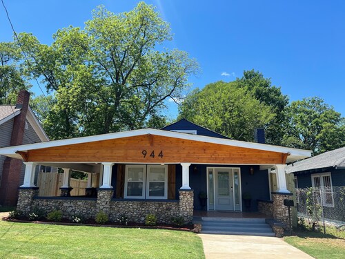 Madyson's Manor - Charming Home Perfect for Family & Friends!