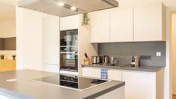 Apartment | Private kitchen | Electric kettle