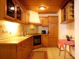 House | Private kitchen | Oven