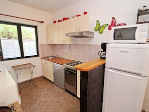 Apartment | Private kitchen | Fridge, microwave, oven, stovetop - Apartments Sunset - Two Bedroom Apartment With Terrace and Sea View (Blato)