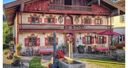 Yvonne in the Schusterhausl