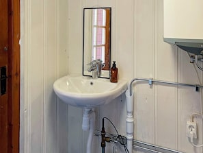 Bathroom - 6 Person Holiday Home in Nykvarn (Nykvarn)