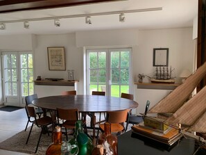 House | Living room - Charming Home w/ Garden (Ostend)