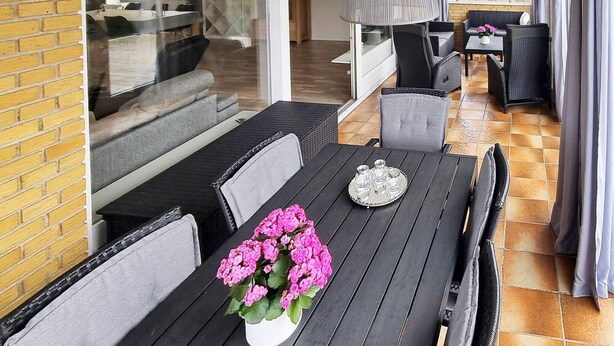 Unclassified image, 1 of 12, button - 10 Person Holiday Home in Nexo (Nexø)