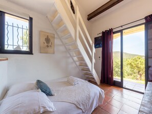 Apartment | 2 bedrooms, individually furnished