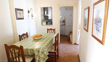 Apartment | Dining