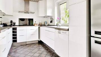 House | Private kitchen