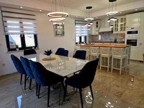Villa | Private kitchen | Toaster - Apartment in Croatia Near the Adriatic Coast (Malinska-Dubasnica)