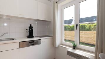 House | Private kitchen | Toaster