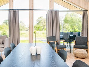 Dining - 5 Star Holiday Home in Augustenborg (Augustenborg)