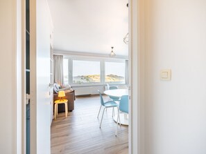 Apartment | Reception