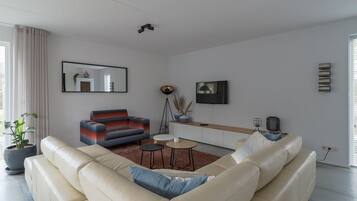 Villa | Living area