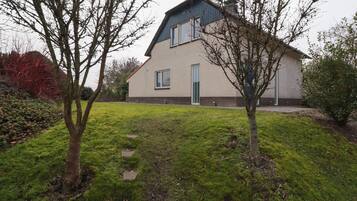 Villa | Exterior