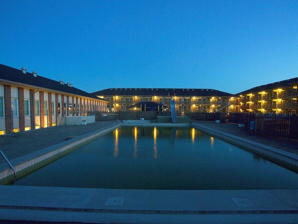 Apartment | Pool | Indoor pool, outdoor pool - Room in Hotel Fano for 4 Guests (Fano)