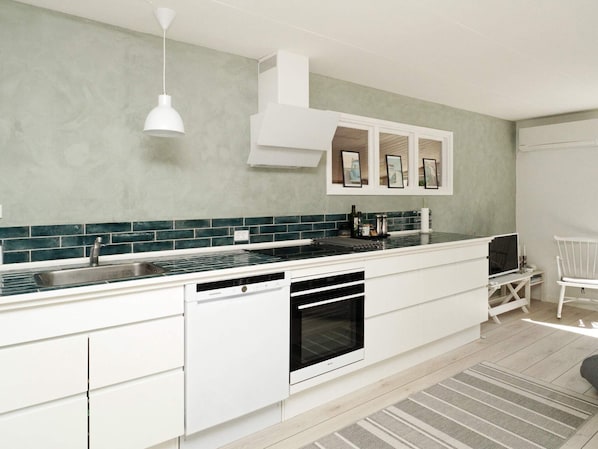 Private kitchen - 6 Person Holiday Home in Slagelse (Slagelse)