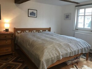 Ferienhaus | 2 Schlafzimmer, individuell eingerichtet, Bügeleisen/Bügelbrett
