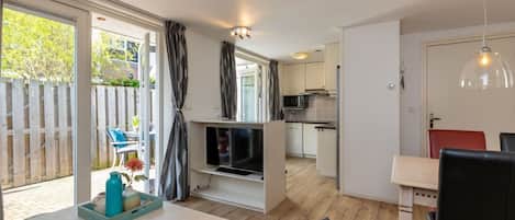 House | Dining