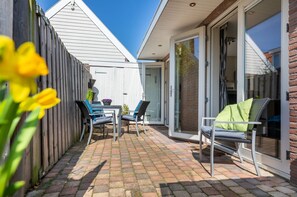 House | Outdoor dining - Holiday Home in Domburg Near Beach (Domburg)