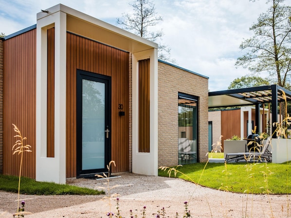 House | Exterior