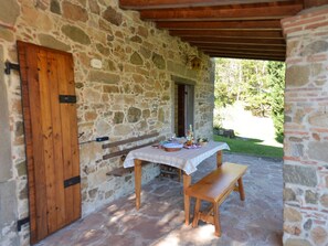 Cottage | Property amenity - Lovely Cottage in Bagni di Lucca Amidst Fields (Bagni di Lucca)