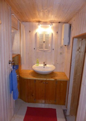 Bathroom - Holiday Apartment on Breitenberg (Wilgartswiesen)